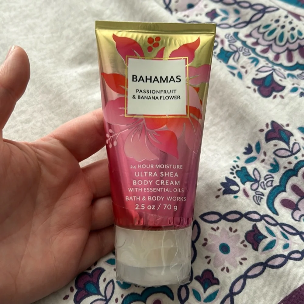 Bahamas Lotion - Picture 1 of 3